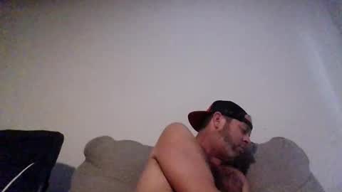 rubbingoneout714 online show from September 29, 11:33 pm