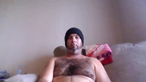 rubbingoneout714 online show from December 4, 9:46 pm