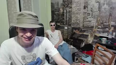 ruferrr online show from July 31, 10:30 pm