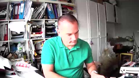 Snapshot of runner1978 chatting on October 6, 8:41 am runner1978 online show from October 6, 8:41 am