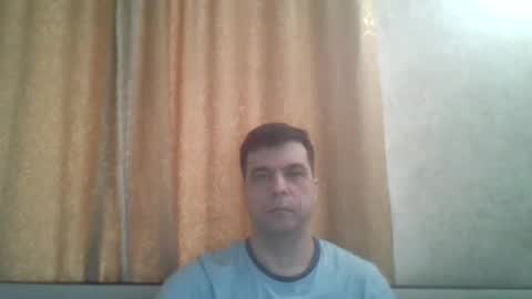Snapshot of rusqadisx chatting on December 17, 6:24 am rusqadisx online show from December 17, 6:24 am