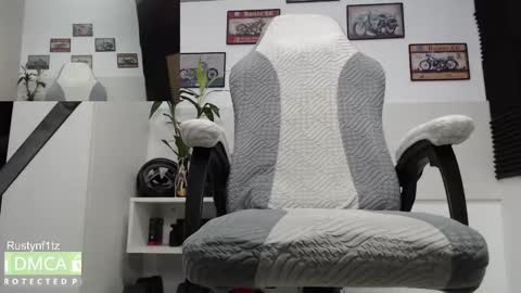 MillionDollarGuy online show from January 12, 4:38 am