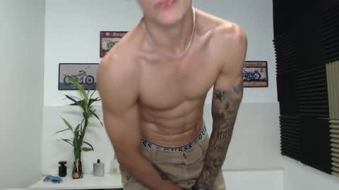 MillionDollarGuy online show from February 13, 6:19 am