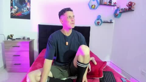 Ryan 15 online show from January 31, 10:52 pm