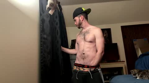 Snapshot of ryancap0195 chatting on October 12, 6:18 am ryancap0195 online show from October 12, 6:18 am