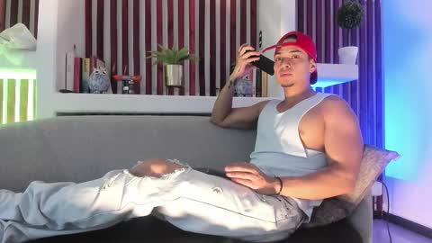 Ryan online show from September 25, 3:05 am