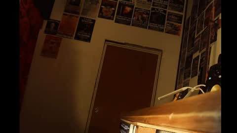 rynoxox online show from November 3, 8:40 am