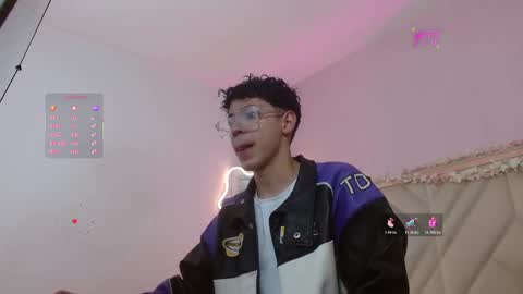 ryu_tay online show from April 7, 5:18 am