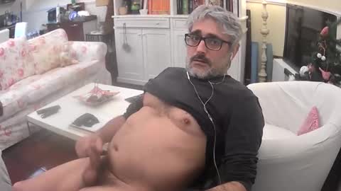 s3xyboy79 online show from December 22, 6:05 pm