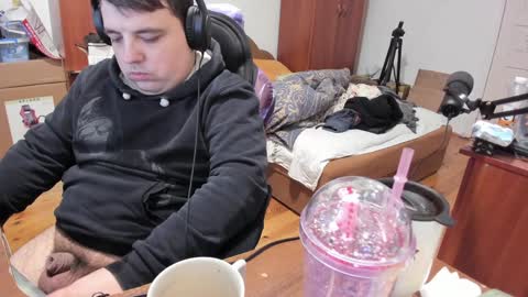 1141323  my Lord Mister Max   moms treasure online show from December 8, 4:04 am