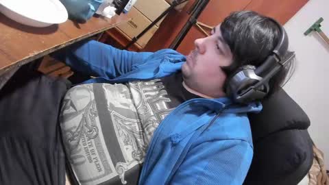 1141323  my Lord Mister Max   moms treasure online show from April 19, 6:10 pm