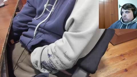 1141323  my Lord Mister Max   moms treasure online show from March 3, 11:34 pm