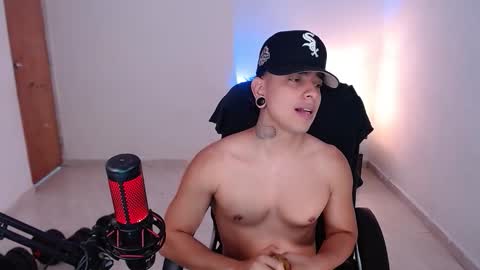 saenz_hotx online show from October 9, 2:05 am