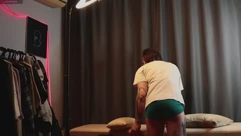 Adam online show from January 27, 5:03 am