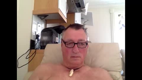 sail_naked online show from April 26, 2:25 pm