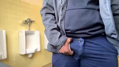 Cum Hanks online show from March 9, 1:15 pm