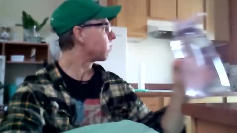 salis1981 online show from November 23, 6:52 pm