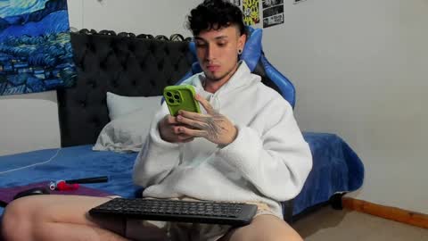   online show from December 23, 1:40 am