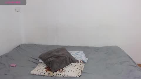 sam__cute online show from November 9, 7:01 am