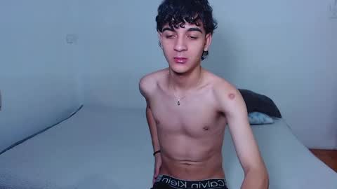 sam__cute online show from October 30, 6:37 am