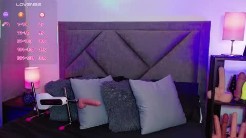 Sam online show from March 29, 7:19 am