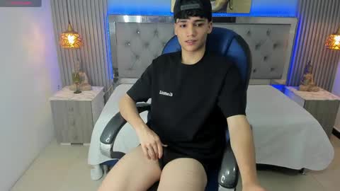 Sam online show from June 2, 2:18 pm