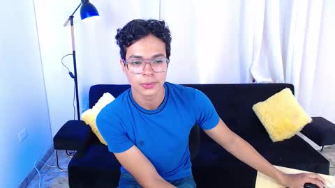 Sam online show from January 6, 2:32 pm