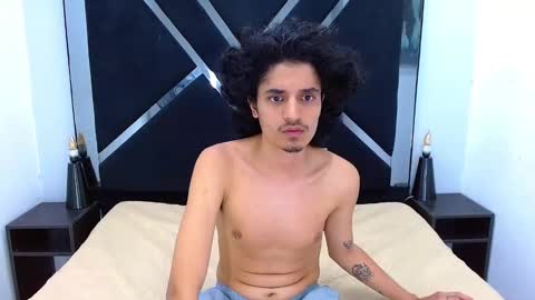 samisaturno online show from February 26, 11:06 pm