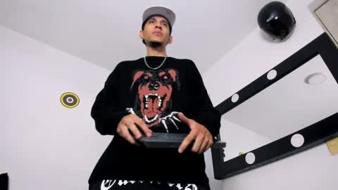   online show from April 3, 1:13 am