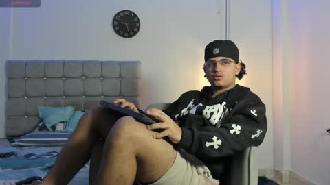 samxx_muscle online show from November 1, 3:27 pm
