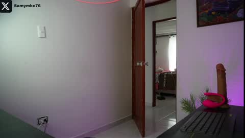 samymelo online show from April 15, 7:47 pm