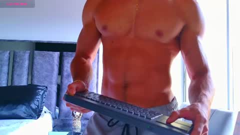 Santiago Seans online show from June 17, 2:30 pm