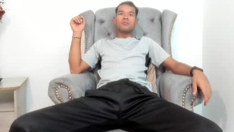 Santino Cruz online show from December 4, 12:25 pm