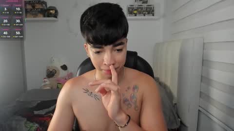 Mr. Santiago online show from February 28, 2:16 pm