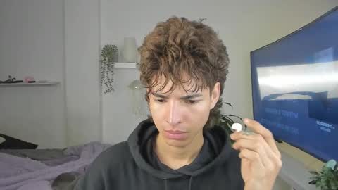 kitty online show from November 19, 12:43 am