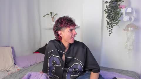 kitty online show from February 27, 2:35 am