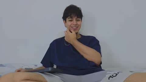 santybig18 online show from March 1, 8:03 am