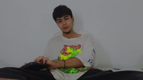 santybig18 online show from February 7, 1:47 am