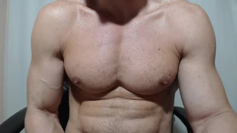 saradorj92 online show from April 21, 2:51 am