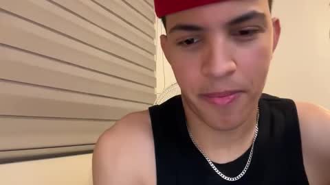 sbouchikh03 online show from February 17, 6:34 am