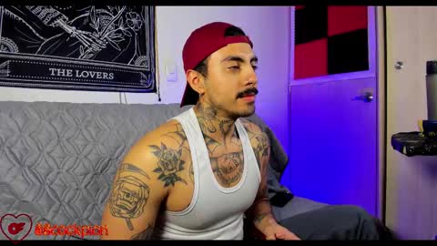 Alejandro help me to reach 200 thumps up online show from February 6, 3:36 am