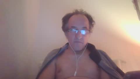 scotchwhieskie online show from December 9, 12:23 am