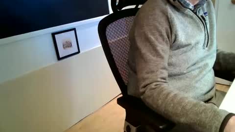 scotsmanx online show from February 4, 8:15 pm