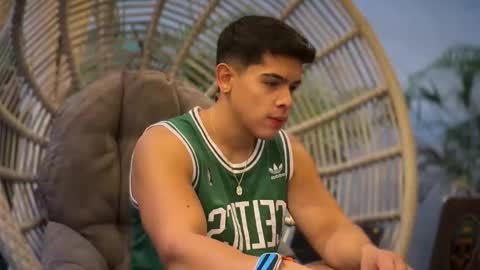 Andrew Flintt online show from March 21, 10:52 am