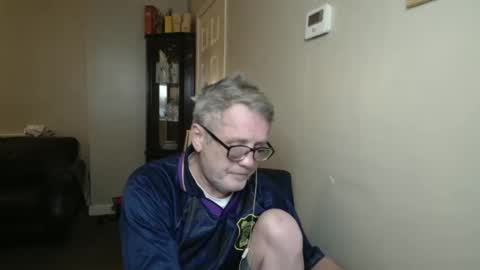 James online show from November 17, 9:29 pm