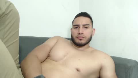 seank_noszka online show from September 18, 6:54 pm