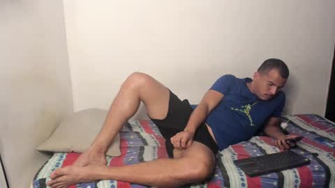 Snapshot of sebastianp13 chatting on January 6, 2:58 am sebatian palacios online show from January 6, 2:58 am