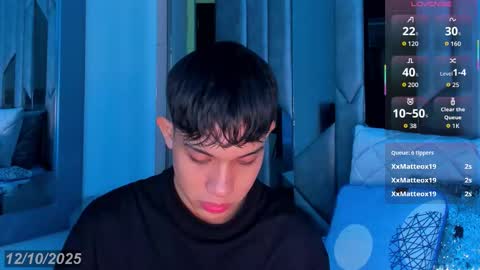 Sebastian online show from October 12, 8:36 pm