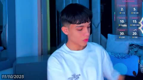 Sebastian online show from October 11, 8:35 pm