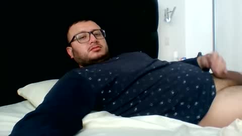 sementalpajero online show from October 19, 3:04 pm